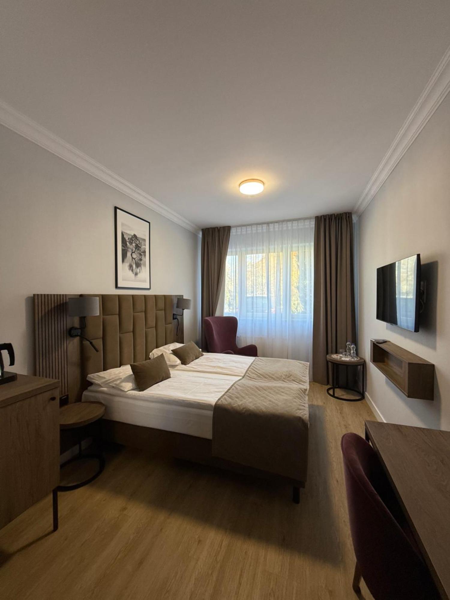 Hotel Topaz Poznan Centrum Exterior foto