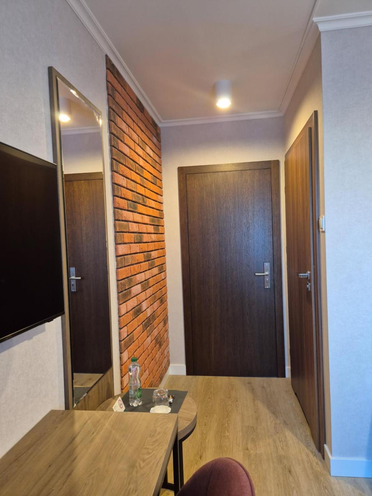 Hotel Topaz Poznan Centrum Exterior foto